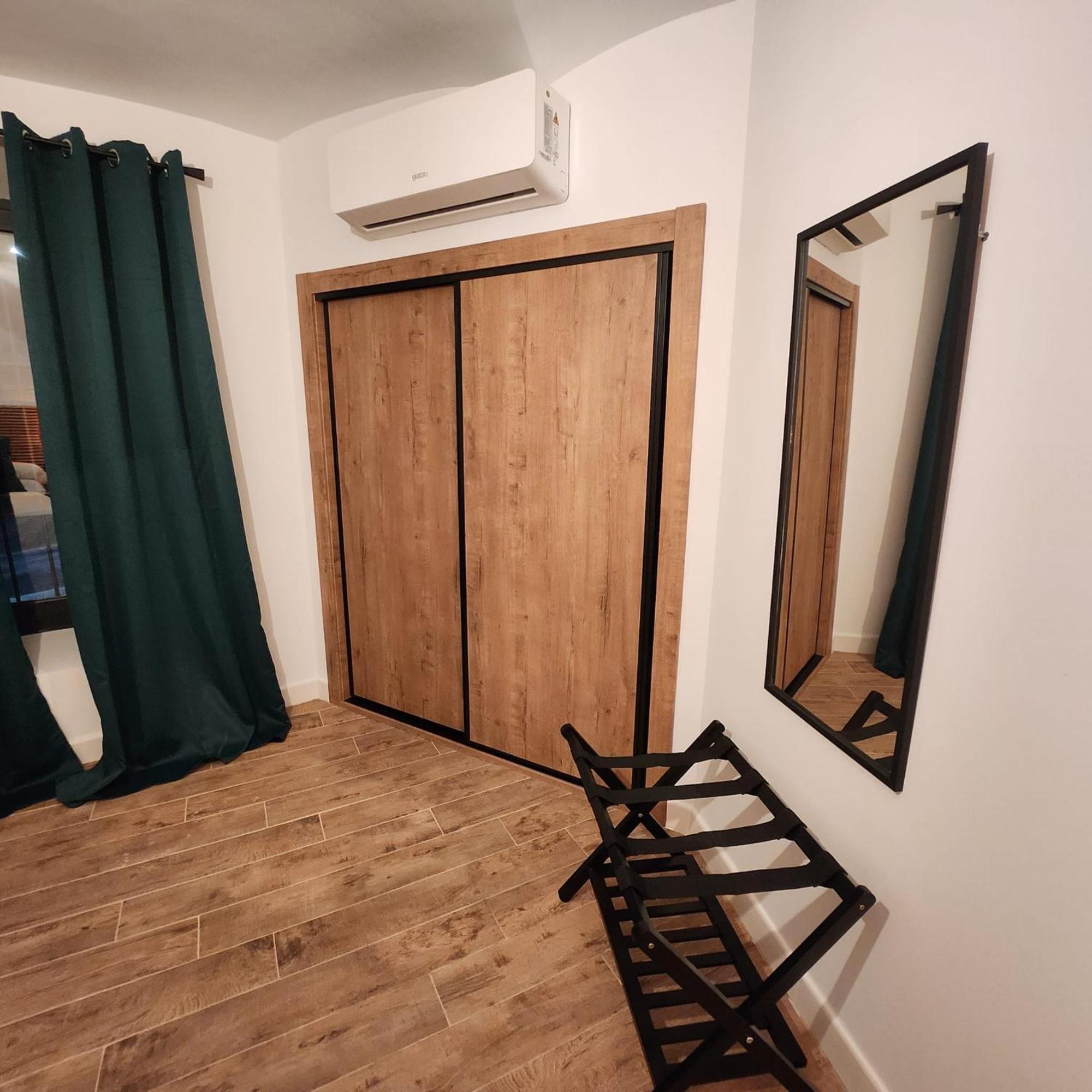 Bailen 3 Daire Caces Dış mekan fotoğraf