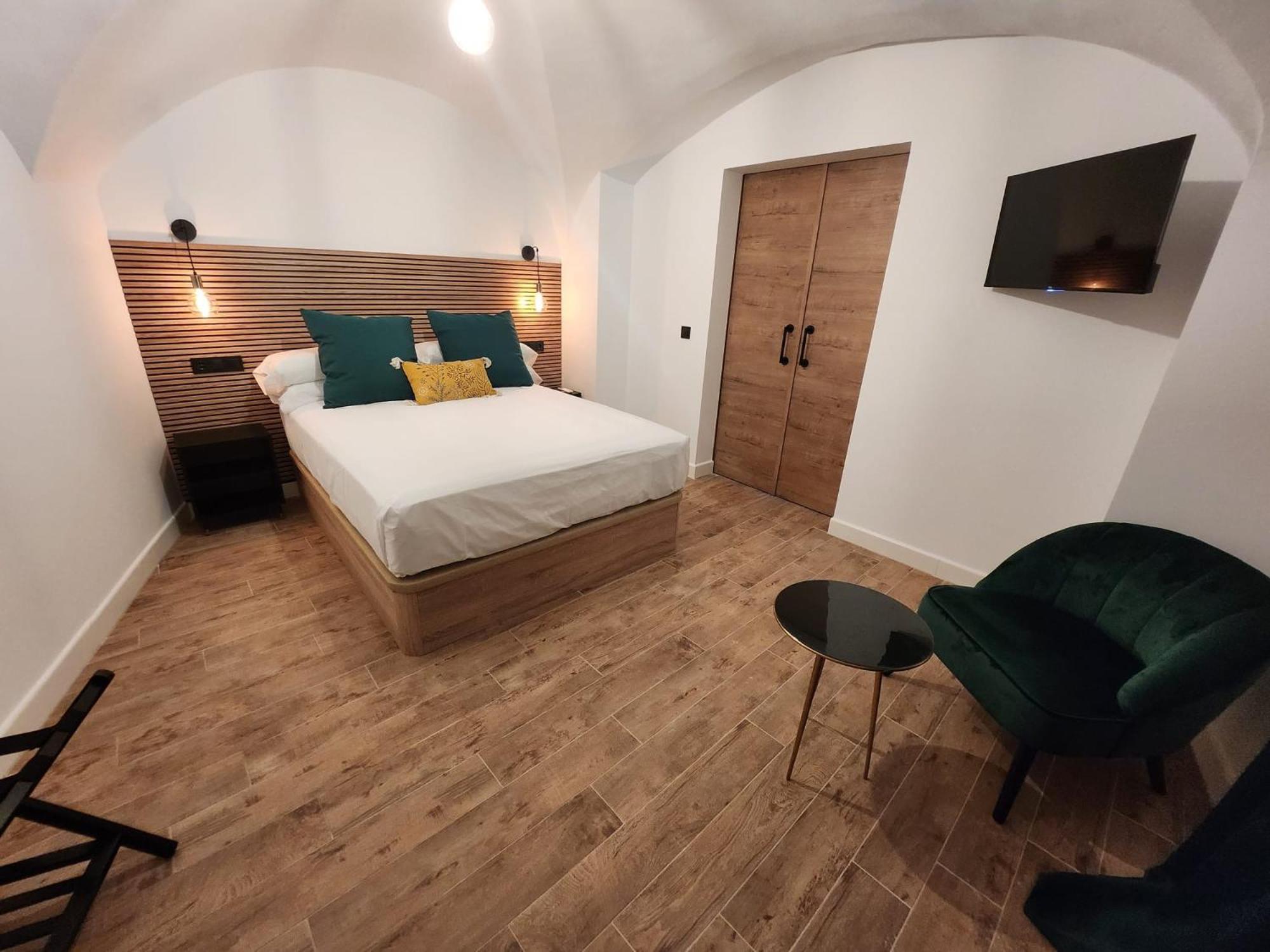 Bailen 3 Daire Caces Dış mekan fotoğraf